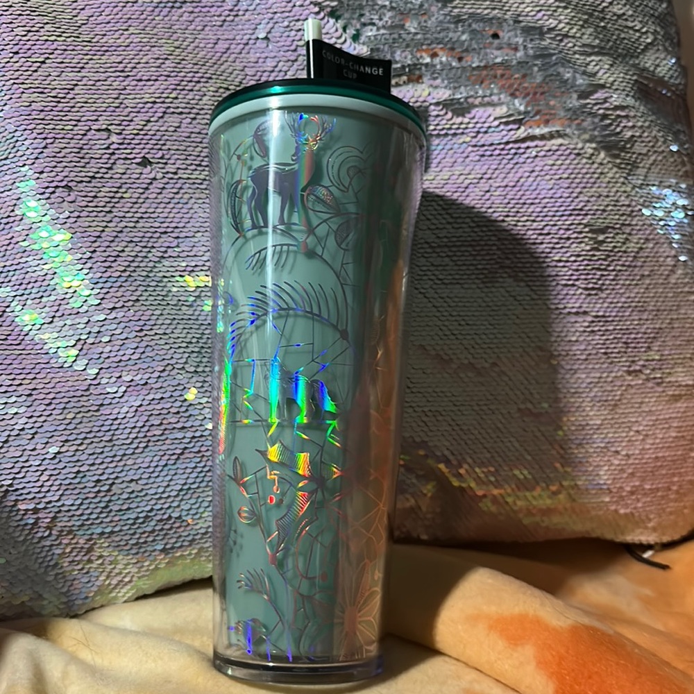 Starbucks colour change cold cup